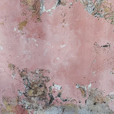 Alte, schmutzige, kaputte Putzwand